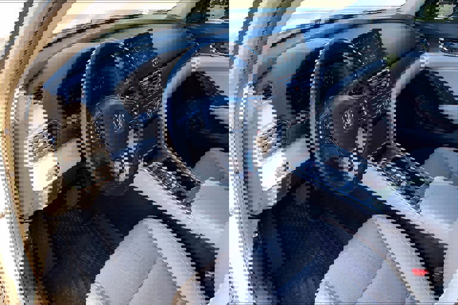 Used 2018 Honda Accord EX-L image 16