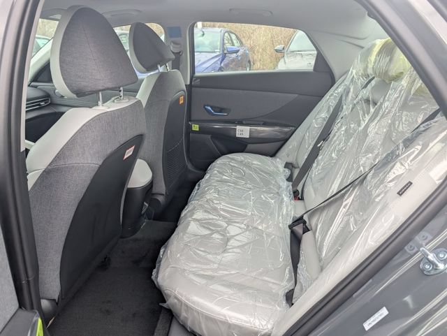 New 2026 Hyundai Elantra Limited w/ Cargo Package FWD image 10