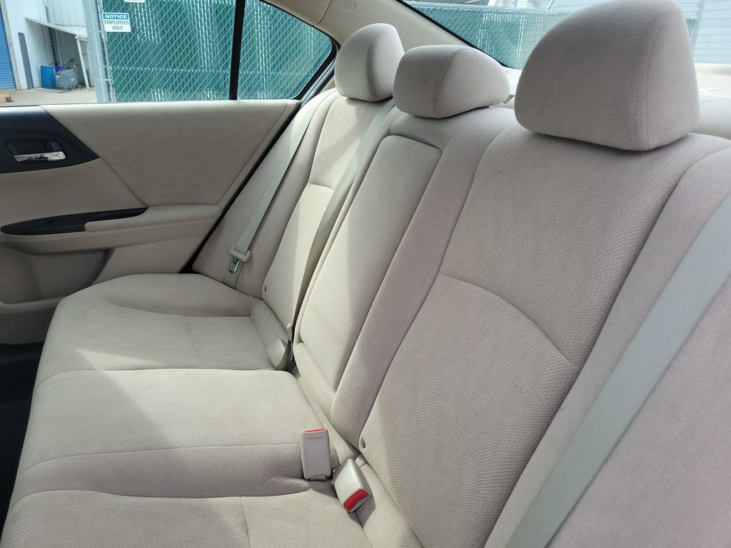 Used 2013 Honda Accord LX image 10