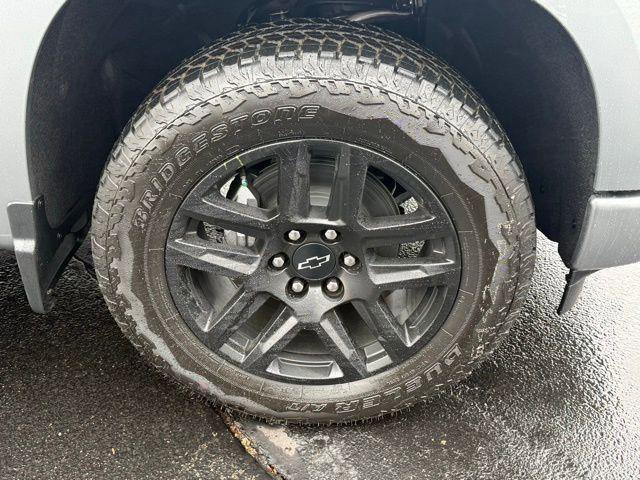 New 2026 Chevrolet Silverado 1500 RST w/ Dark Appearance Package image 13
