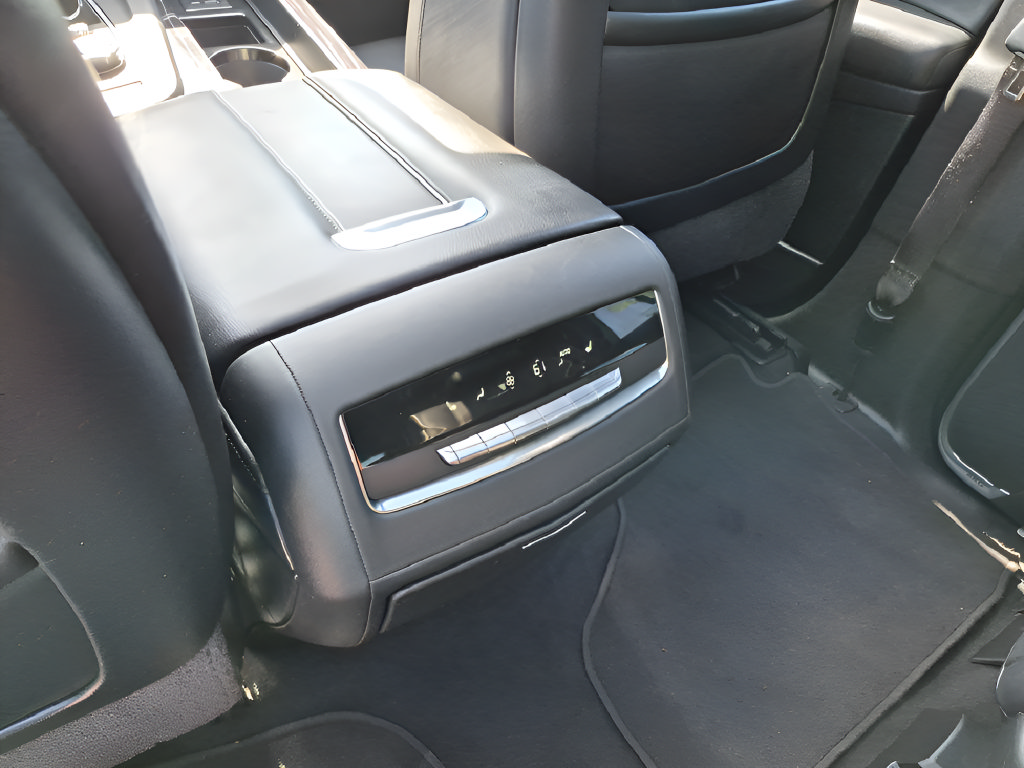 Used 2021 Cadillac Escalade Sport w/ Driver Assist Tech Package RWD image 31