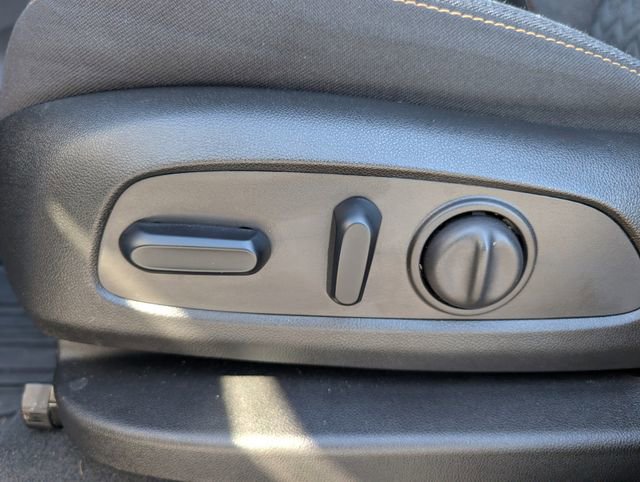 Used 2024 Chevrolet Equinox LT image 16