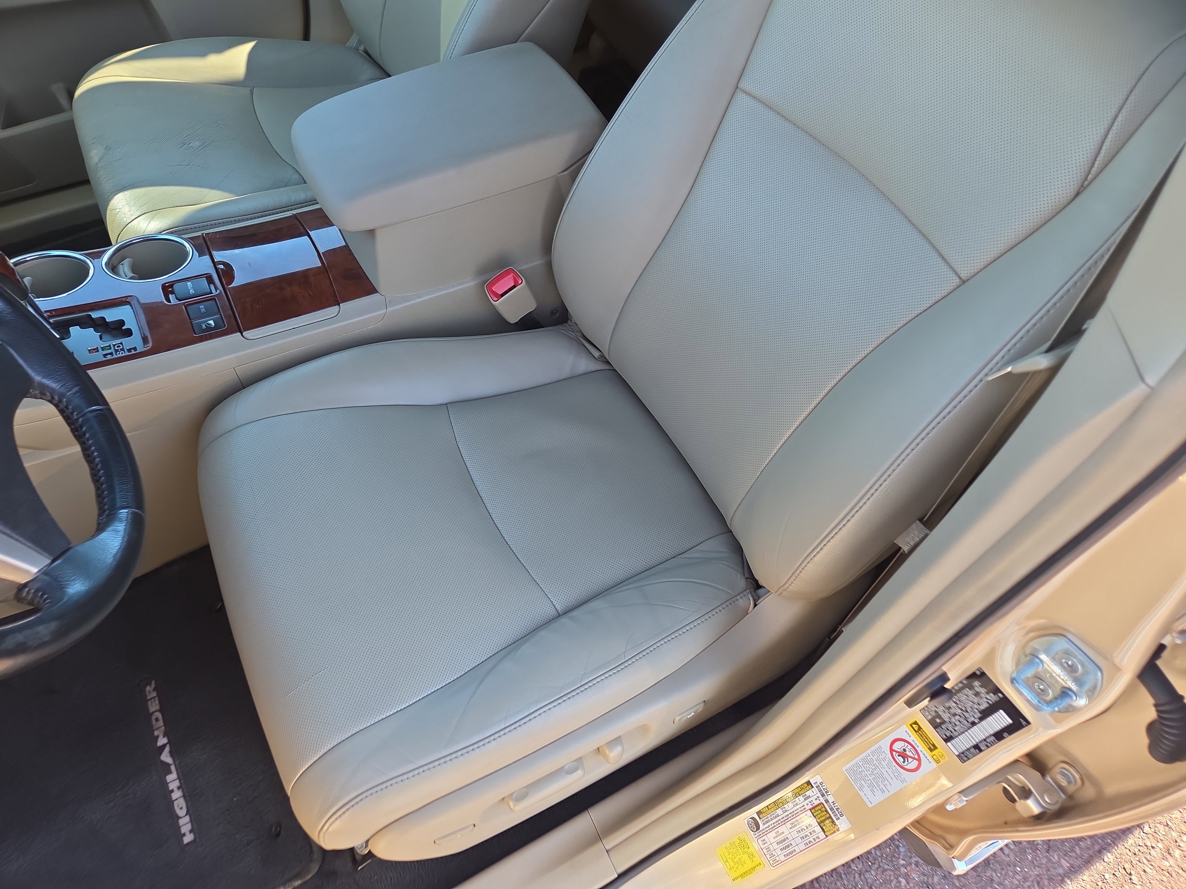 Used 2013 Toyota Highlander Limited image 13