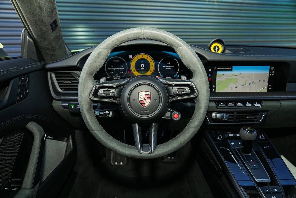 Certified 2025 Porsche 911 Carrera GTS RWD image 26