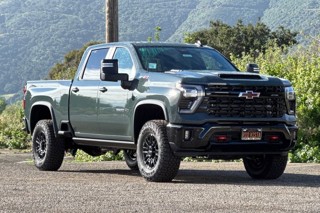 New 2026 Chevrolet Silverado 2500 ZR2 video 2