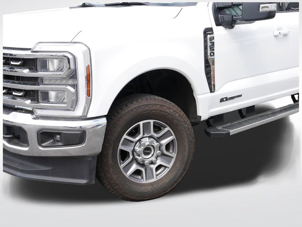 Used 2024 Ford F350 Lariat AWD/4WD image 27