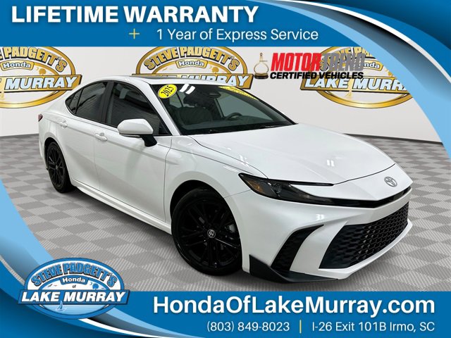 Used 2025 Toyota Camry SE