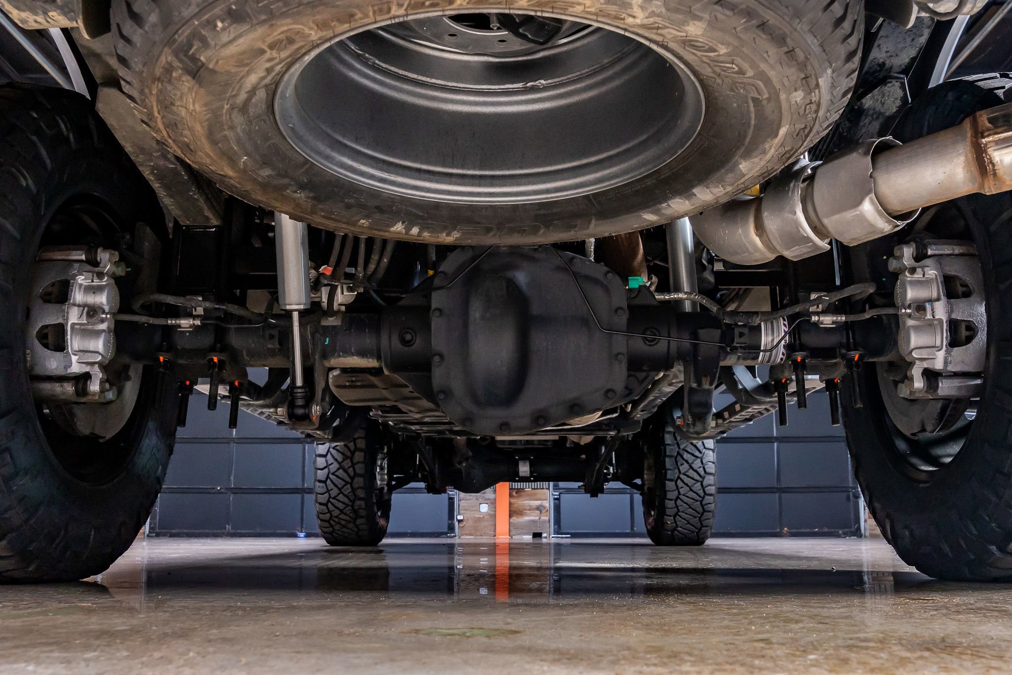 Used 2024 Ford F350 Lariat w/ Sport Appearance Package image 16