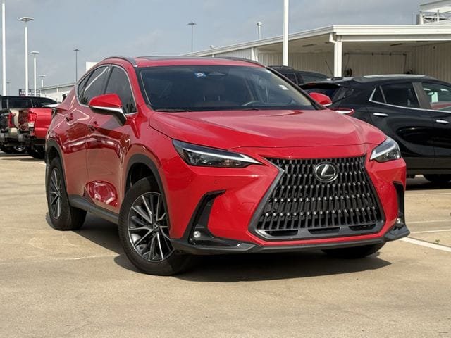 Used 2024 Lexus NX 250 FWD w/ Towing Package (2000 Lbs) image 2