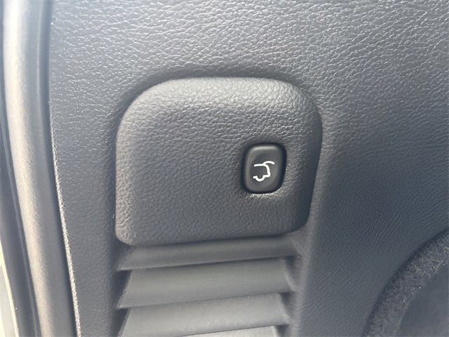 Used 2020 Jeep Grand Cherokee Altitude image 23