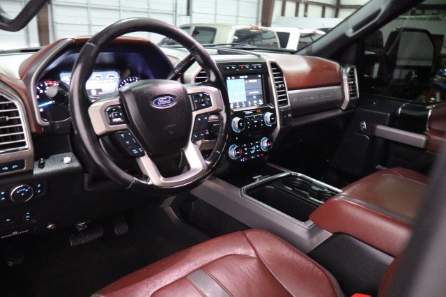 Used 2018 Ford F250 Platinum w/ Platinum Ultimate Package AWD/4WD image 37