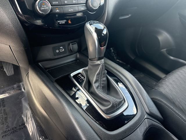 Used 2020 Nissan Rogue SV AWD/4WD image 19