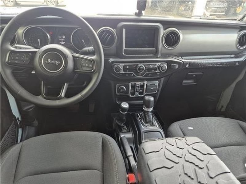 Used 2023 Jeep Wrangler Unlimited w/ Convenience Group AWD/4WD image 48