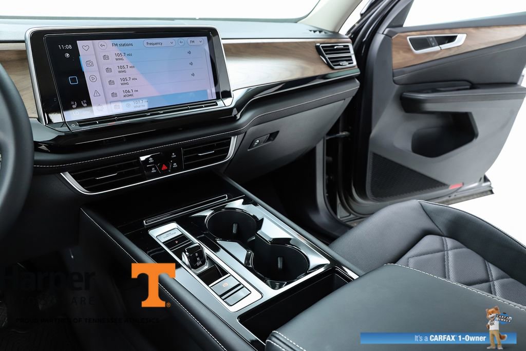 Used 2024 Volkswagen Atlas SE FWD image 23