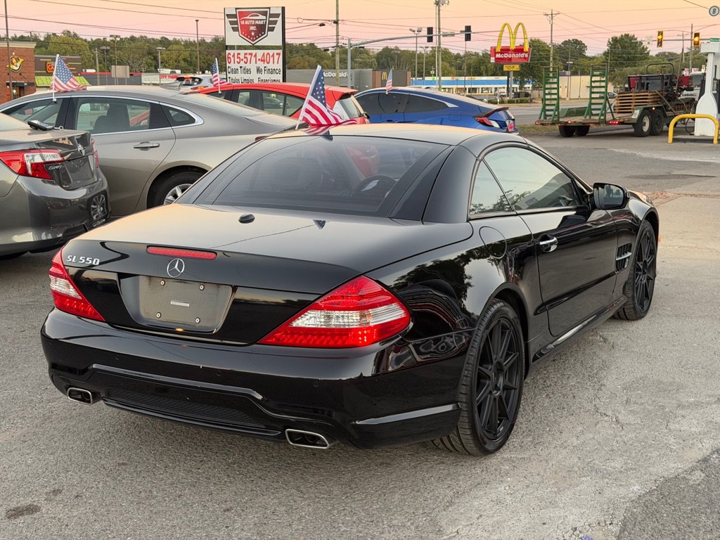 Used 2011 Mercedes-Benz SL 550 image 5