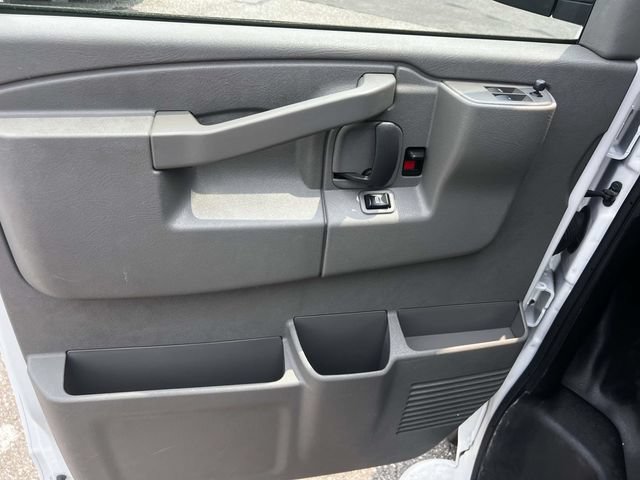 Used 2024 Chevrolet Express 2500 w/ Driver Convenience Package RWD image 16
