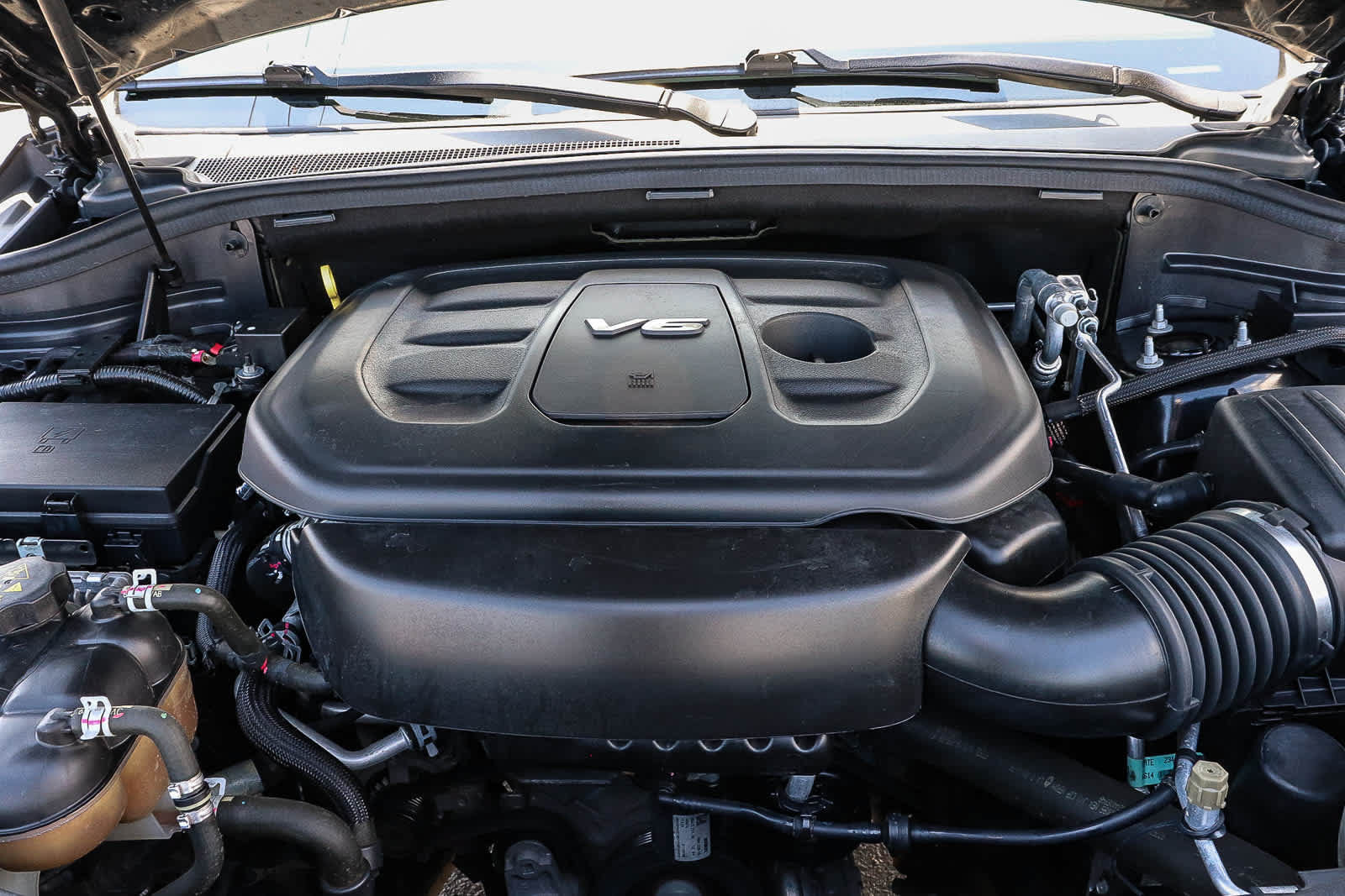 Used 2019 Jeep Grand Cherokee Altitude RWD image 34