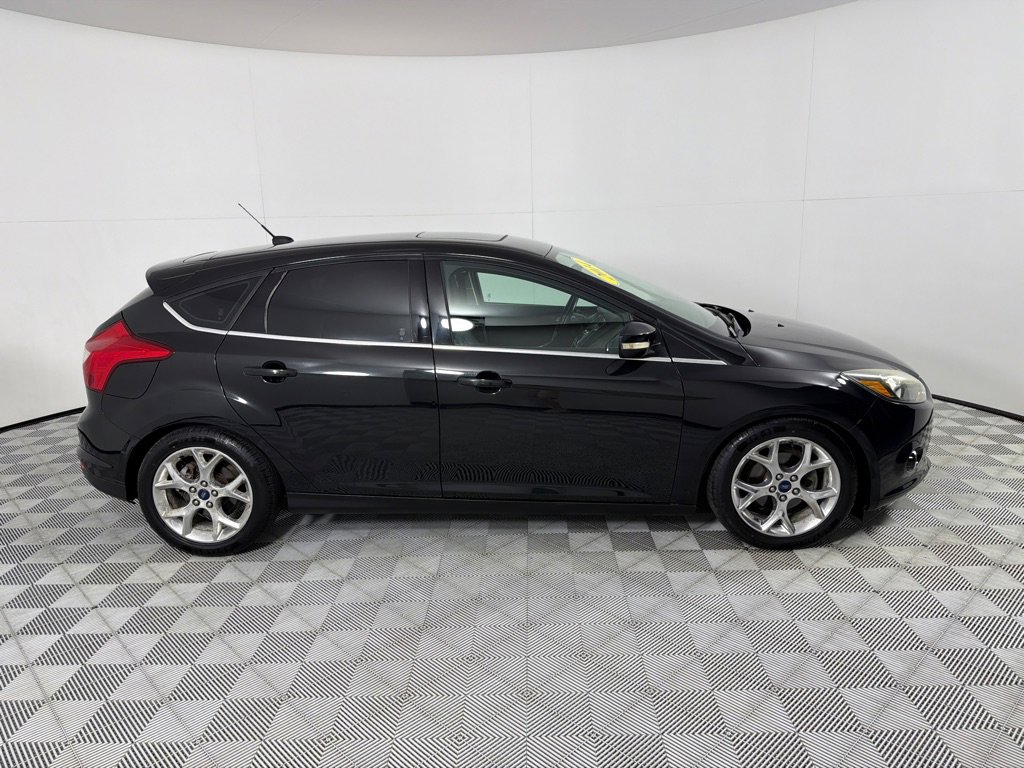 Used 2014 Ford Focus Titanium FWD image 4