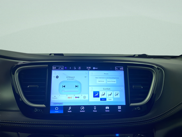 Used 2023 Chrysler Pacifica Touring-L w/ S Appearance Package AWD/4WD image 10