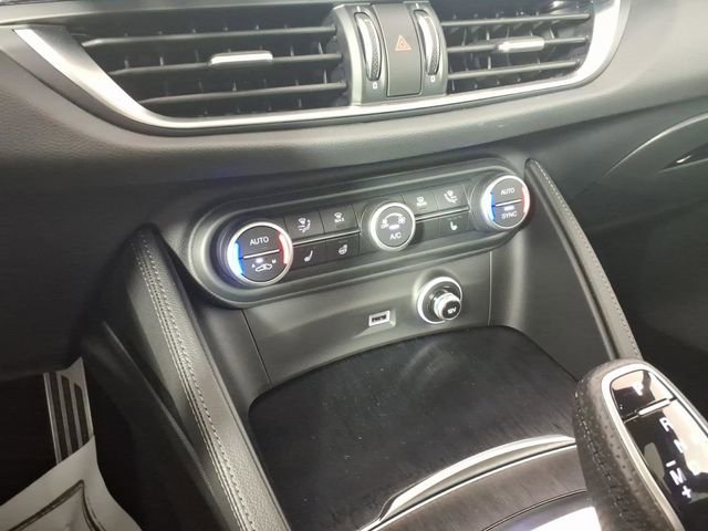 Used 2024 Alfa Romeo Stelvio Sprint AWD/4WD image 24