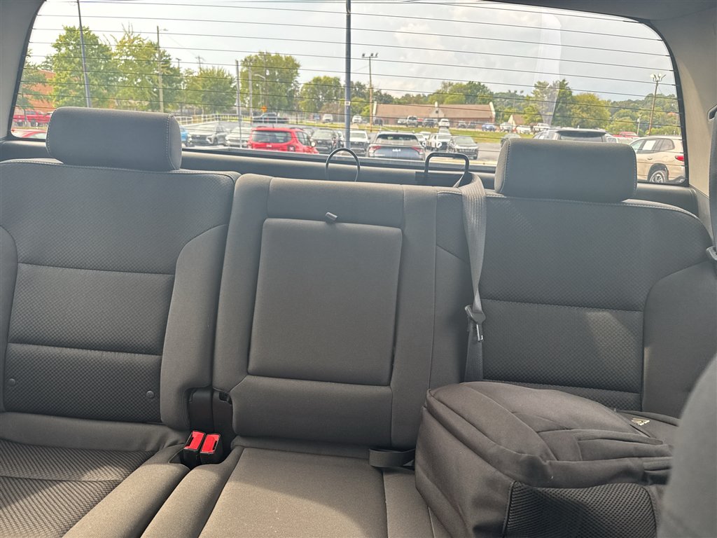 Used 2018 Chevrolet Silverado 1500 LT w/ All Star Edition RWD image 7