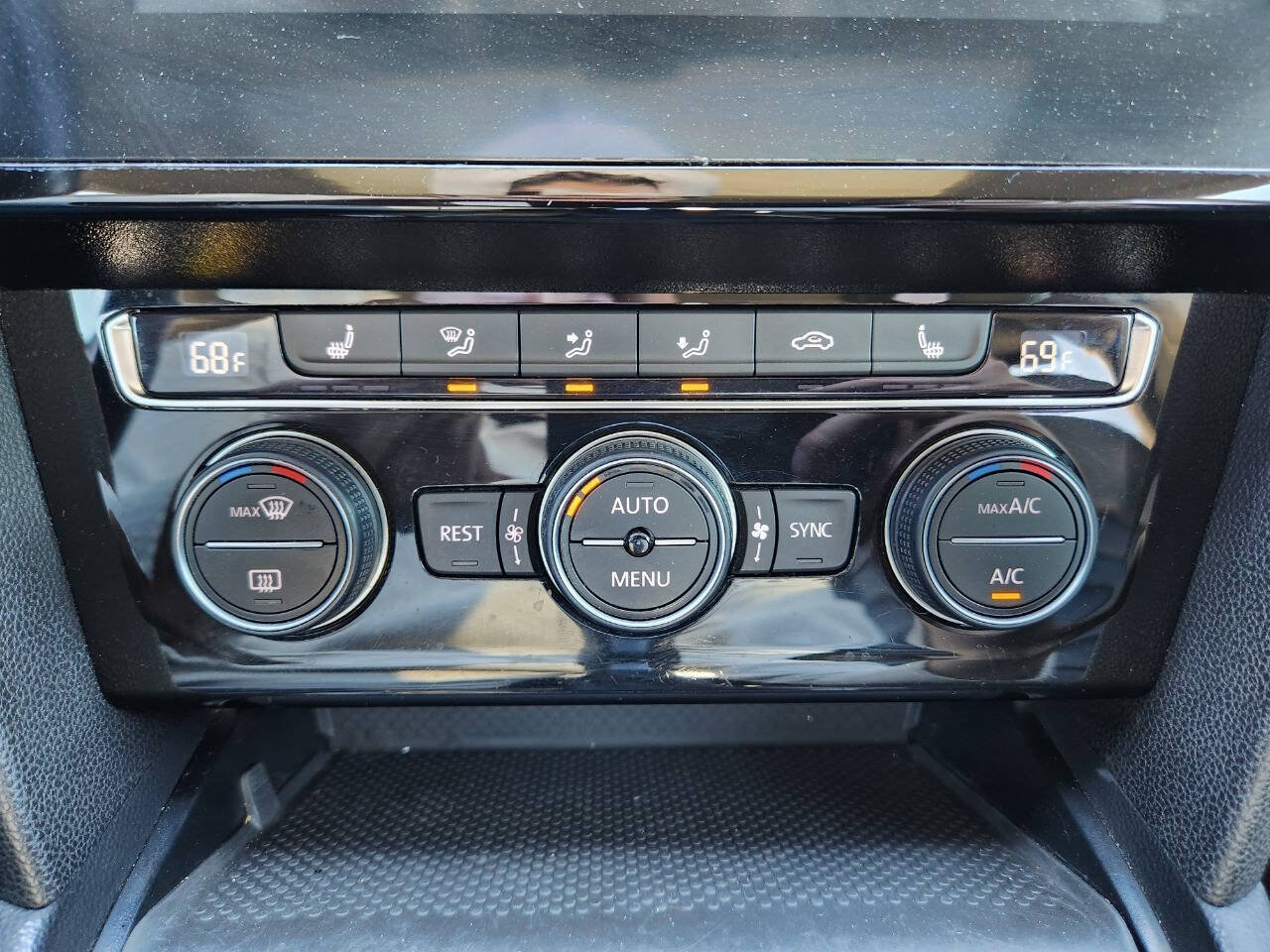 Used 2019 Volkswagen Arteon SEL FWD image 27