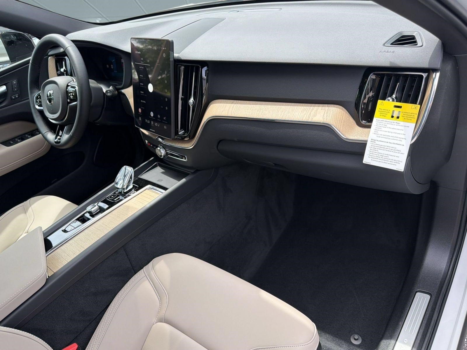 New 2026 Volvo XC60 T8 Core w/ Climate Package AWD/4WD image 31