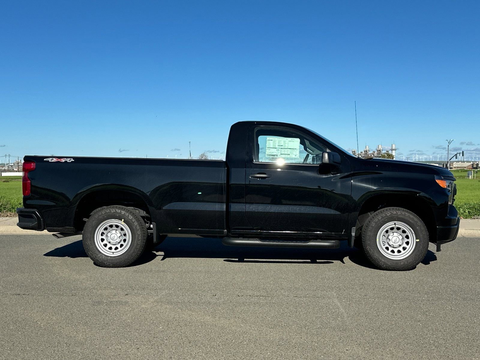 New 2026 Chevrolet Silverado 1500 W/T w/ LPO, Dark Essentials Package image 3