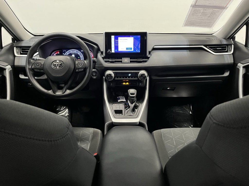 Used 2023 Toyota RAV4 XLE image 17