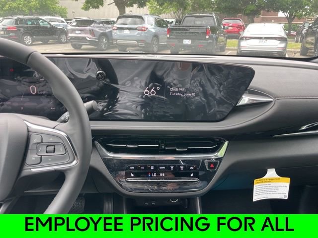 New 2025 Buick Envista Avenir image 24