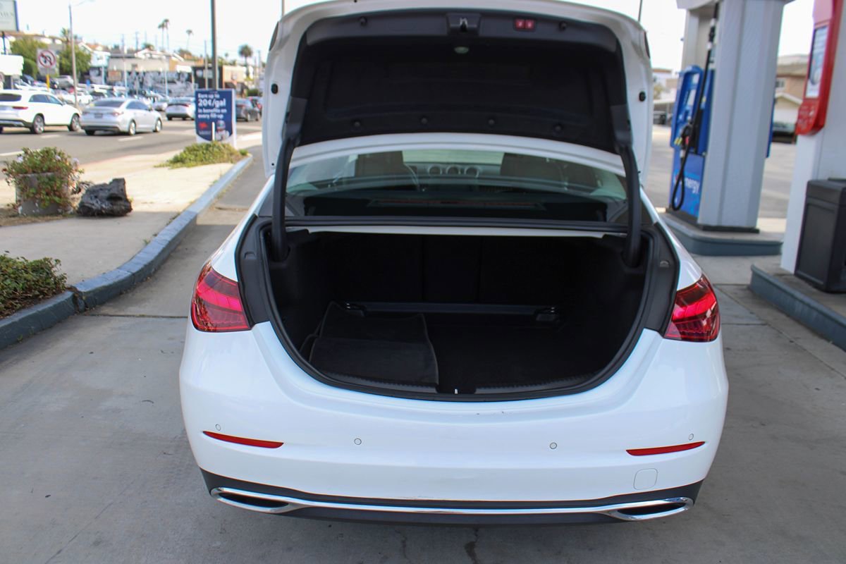 Used 2023 Mercedes-Benz C 300 Sedan image 27