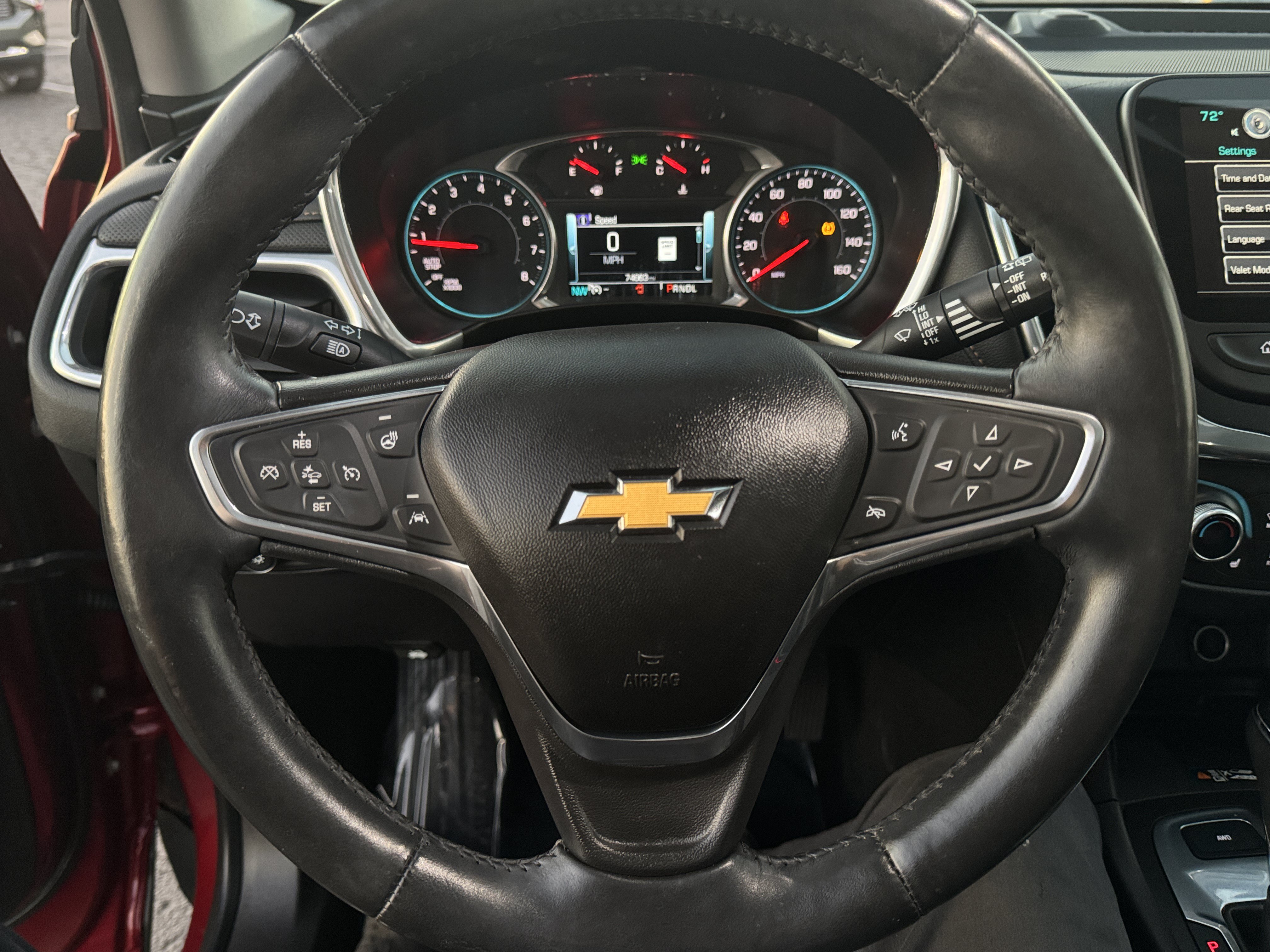 Used 2018 Chevrolet Equinox Premier AWD/4WD image 18