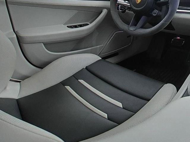 Used 2021 Porsche Panamera GTS AWD/4WD image 22