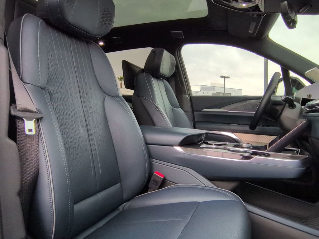 Certified 2025 Cadillac Escalade IQ Sport 2 image 39