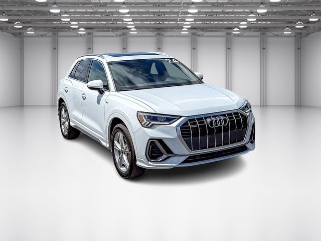 Certified 2024 Audi Q3 2.0T Premium Plus w/ Premium Plus Package image 7