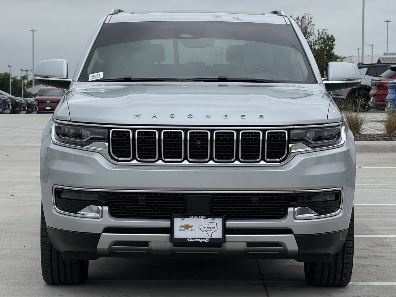 Used 2022 Jeep Wagoneer Series III w/ Premium Group I AWD/4WD image 7