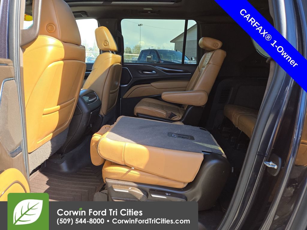 Used 2022 Cadillac Escalade ESV Premium Luxury AWD/4WD image 30