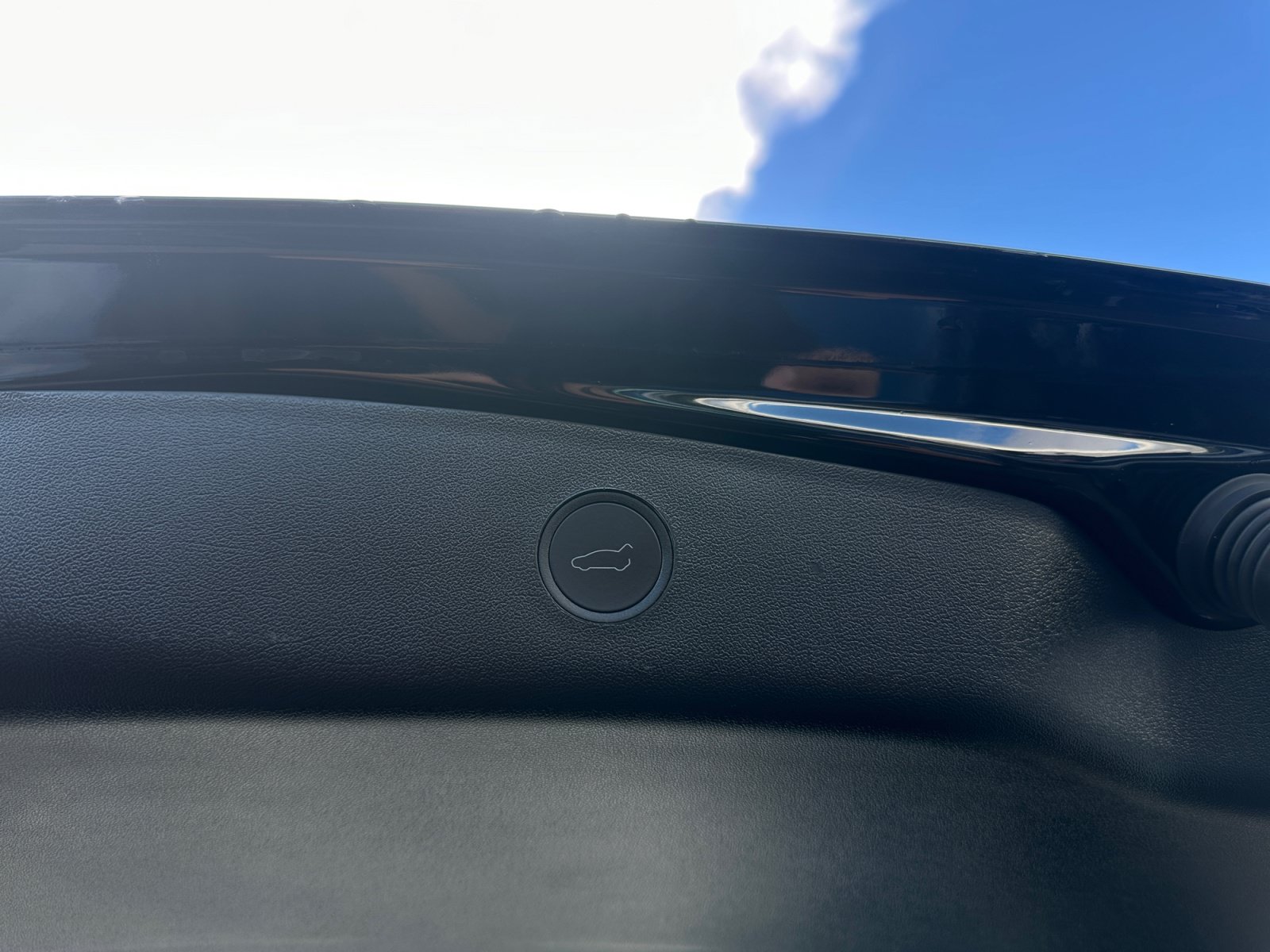 Used 2023 Tesla Model 3 Standard Range RWD image 25