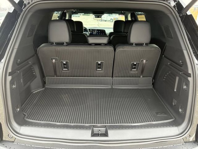 New 2026 Chevrolet Traverse LT w/ Sun and Wheel Package image 16