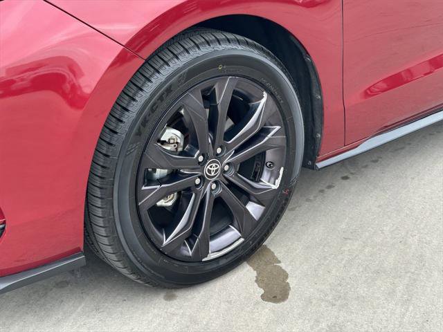 Certified 2022 Toyota Sienna XSE image 9