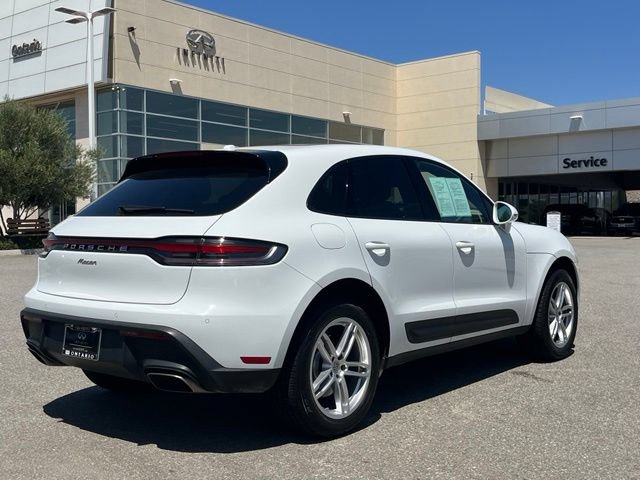 Used 2024 Porsche Macan AWD/4WD image 4
