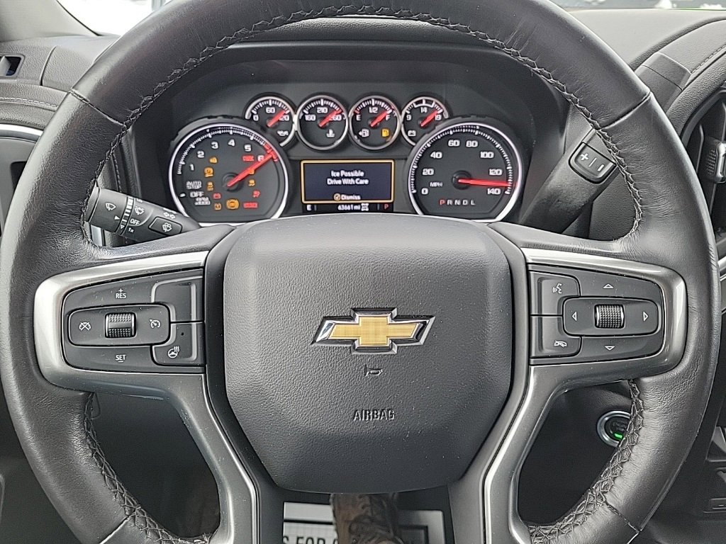 Used 2022 Chevrolet Silverado 1500 LTZ image 10