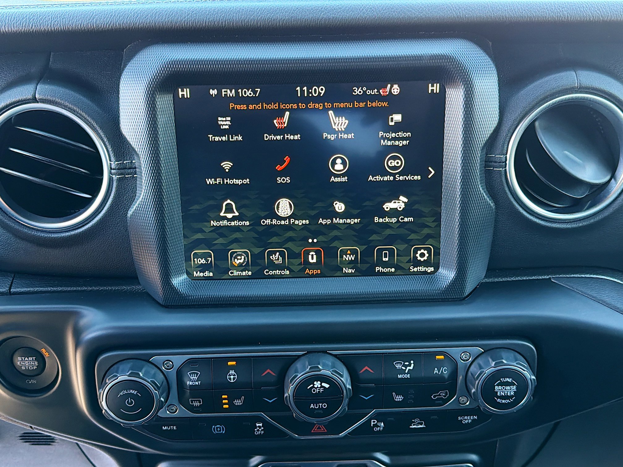 Used 2021 Jeep Wrangler Unlimited Sahara w/ Cold Weather Group image 28