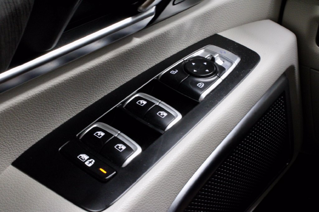 Used 2024 Kia Telluride SX Prestige AWD/4WD image 28