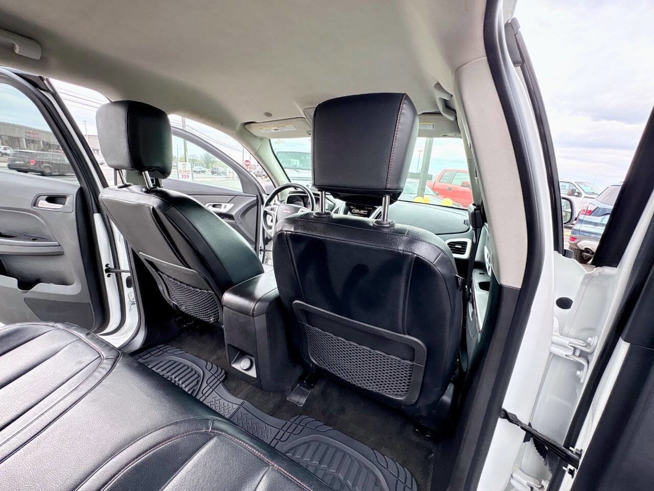Used 2013 GMC Terrain SLE AWD/4WD image 27
