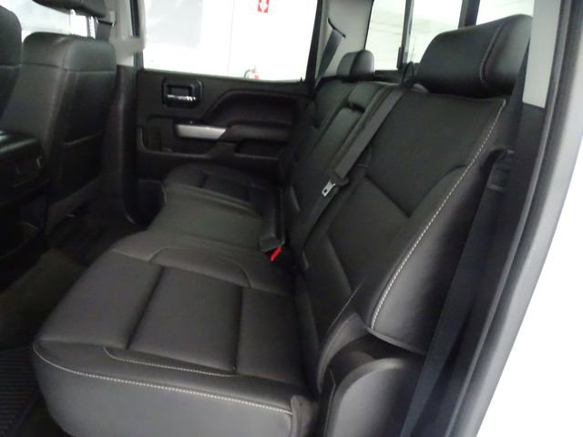 Used 2018 Chevrolet Silverado 1500 LTZ Z71 w/ Redline Edition AWD/4WD image 4