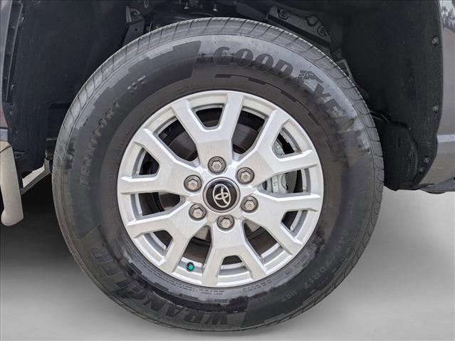 Certified 2025 Toyota Tacoma SR5 image 24