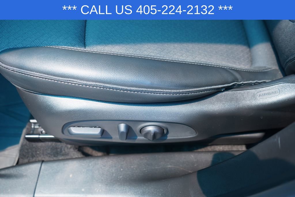 Used 2023 Buick Encore GX Select w/ Sport Touring Package FWD image 20