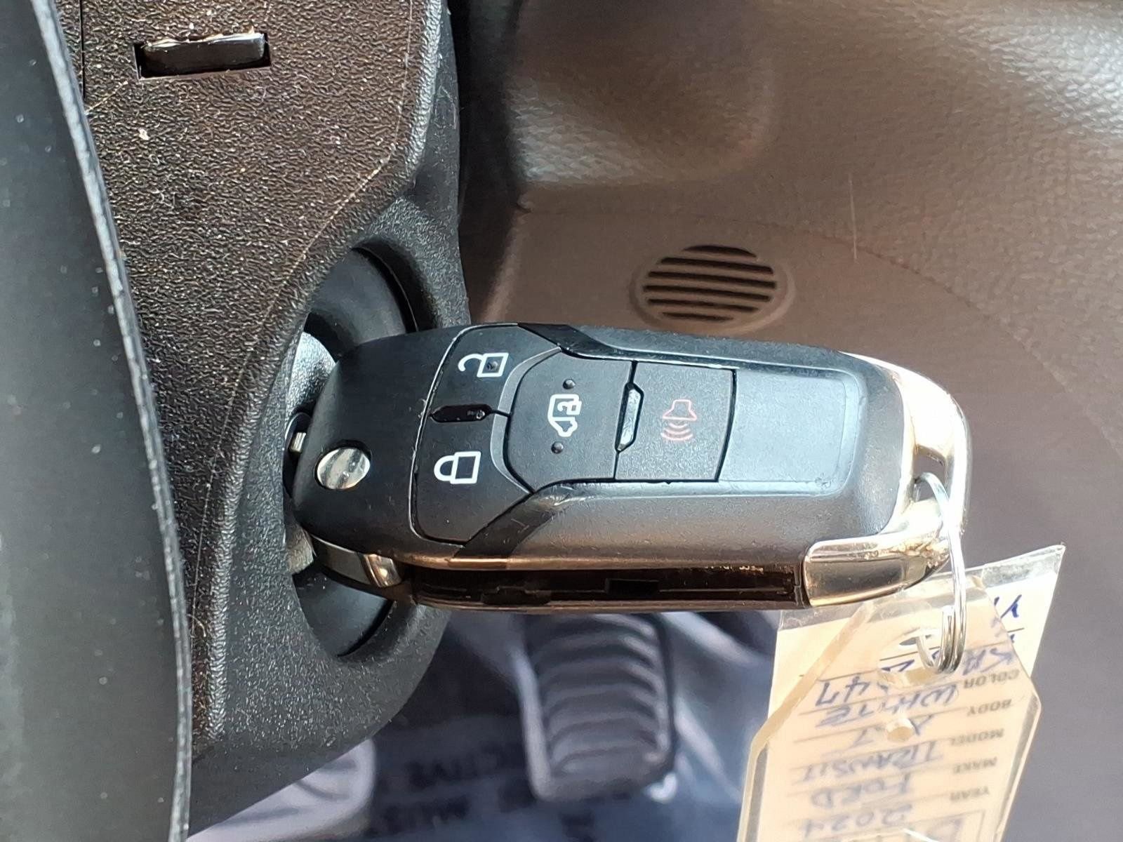 Used 2024 Ford Transit 350 XLT image 12