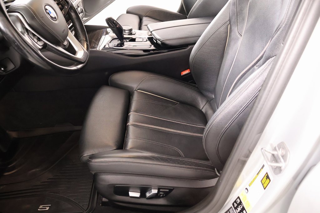 Used 2019 BMW 540i xDrive w/ Convenience Package image 12